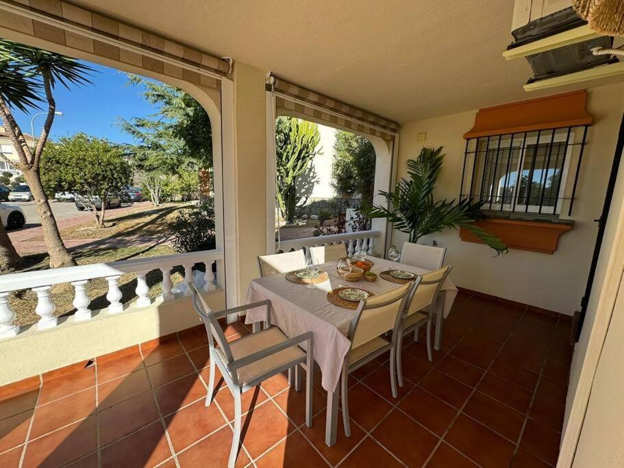 Nuevo Torrox Deluxe Beach & Piscina Exterior foto